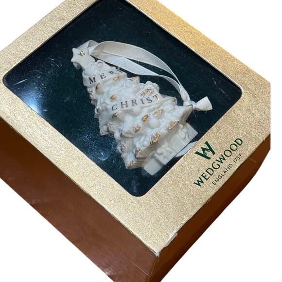Vintage Wedgwood 2002 Merry Christmas Tree Ornament Classic White Gold In Box - Picture 12 of 14